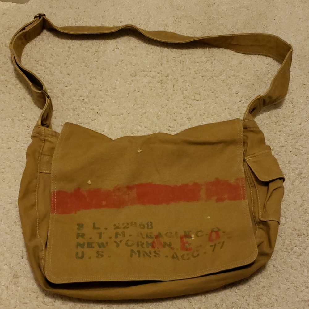 American Eagle Canvas Messenger bag